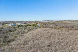 5225 FM2001, Buda, TX 78610 - Photo 10