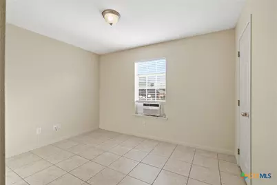 1012 Muelhause Street, Belton, TX 76513 - Photo 16