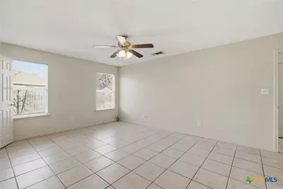 1012 Muelhause Street, Belton, TX 76513 - Photo 12