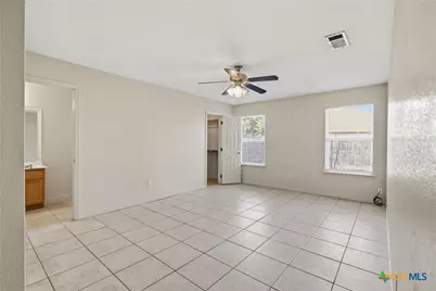 1012 Muelhause Street, Belton, TX 76513 - Photo 22