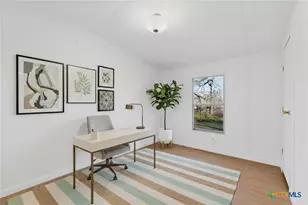 9344 FM1117, Seguin, TX 78155 - Photo 14