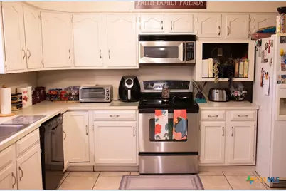 904 Carroll Dr., Yoakum, TX 77995 - Photo 12