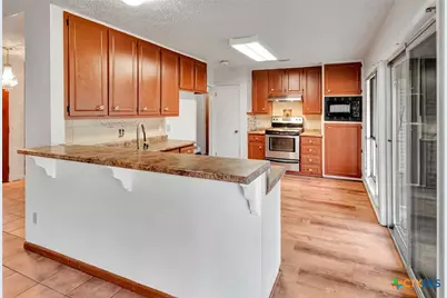 808 Taos Drive, Victoria, TX 77904 - Photo 8