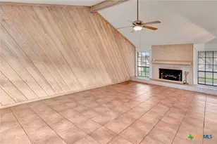 808 Taos Dr, Victoria, TX 77904 - Photo 6