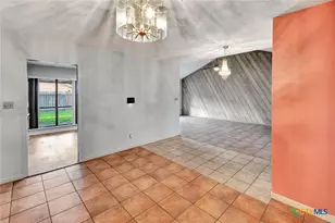 808 Taos Dr, Victoria, TX 77904 - Photo 14