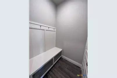 535 Orchard Way, New Braunfels, TX 78132 - Photo 8