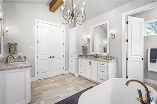 1326 Via Principale, New Braunfels, TX 78132 - Photo 20