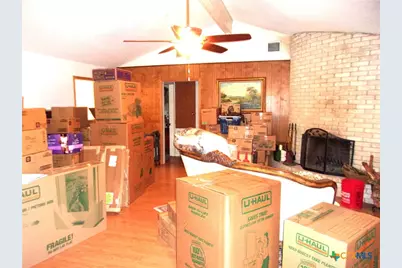 184 Russell Road, Victoria, TX 77904 - Photo 8