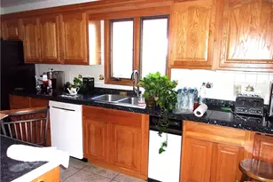 184 Russell Rd, Victoria, TX 77904 - Photo 8