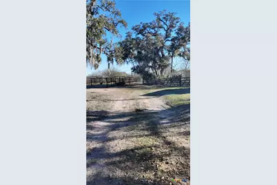 3382 E Fm 1961, Goliad, TX 77963 - Photo 10