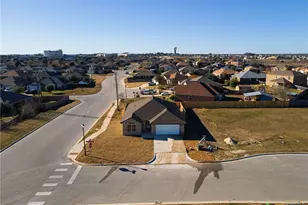 2005 Blackhawk Loop, Belton, TX 76513 - Photo 36