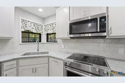 132 W Outer Drive, Canyon Lake, TX 78133 - Photo 16