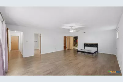 132 W Outer Drive, Canyon Lake, TX 78133 - Photo 32