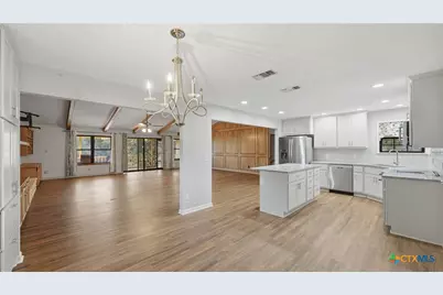 132 W Outer Drive, Canyon Lake, TX 78133 - Photo 18