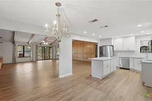 132 W Outer Dr, Canyon Lake, TX 78133 - Photo 18