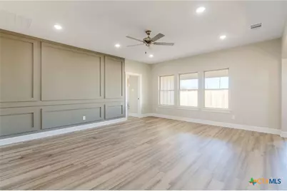 2123 Blackhawk Loop, Belton, TX 76513 - Photo 4