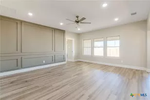 2123 Blackhawk Loop, Belton, TX 76513 - Photo 4