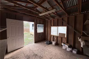 416 Avenue C, Seguin, TX 78155 - Photo 14