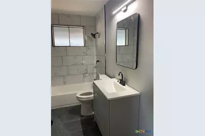 955 University Lane, Seguin, TX 78155 - Photo 14