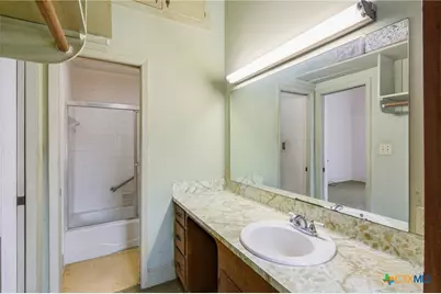 1208 N Moody Street, Victoria, TX 77901 - Photo 14