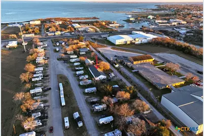 120 Haviland Street, Port Lavaca, TX 77979 - Photo 8