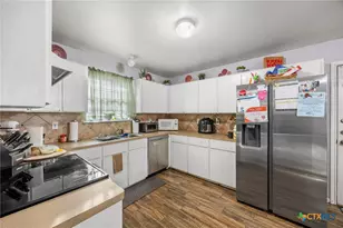 400 Topeka Ct, Nolanville, TX 76559 - Photo 8