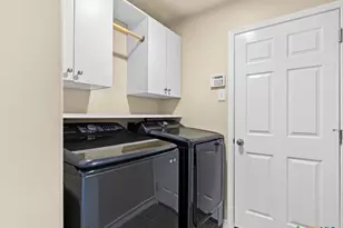 416 Roadrunner Ave, New Braunfels, TX 78130 - Photo 18