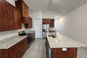 274 Kerlick Ln, New Braunfels, TX 78130 - Photo 6