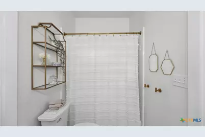 308 Elmwood Drive, New Braunfels, TX 78130 - Photo 32