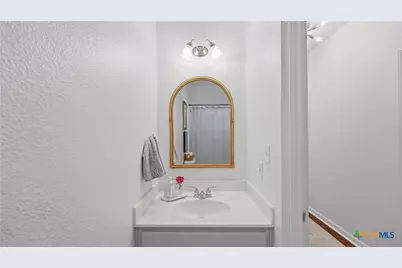 308 Elmwood Drive, New Braunfels, TX 78130 - Photo 38