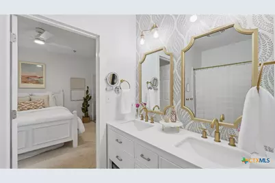 308 Elmwood Drive, New Braunfels, TX 78130 - Photo 34