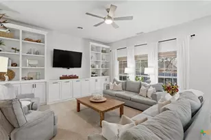 308 Elmwood Dr, New Braunfels, TX 78130 - Photo 10