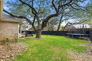 308 Elmwood Dr, New Braunfels, TX 78130 - Photo 42