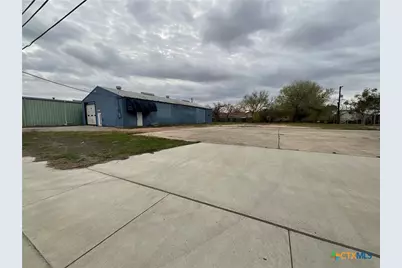 607 E Crestwood Drive, Victoria, TX 77901 - Photo 22