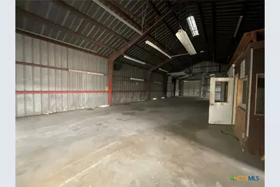 607 E Crestwood Drive, Victoria, TX 77901 - Photo 10