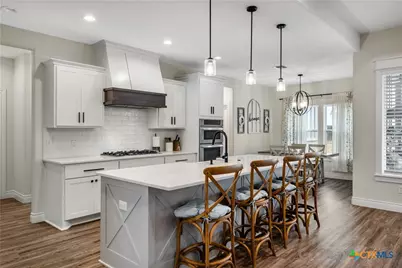 104 Beacon Lane, Victoria, TX 77904 - Photo 14