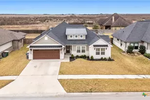 104 Beacon Ln, Victoria, TX 77904 - Photo 2