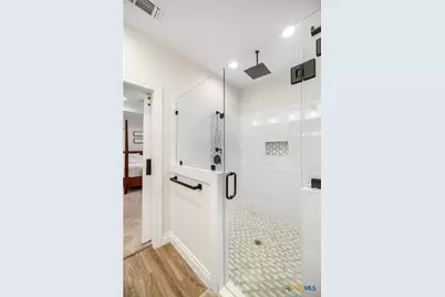 104 Beacon Lane, Victoria, TX 77904 - Photo 30