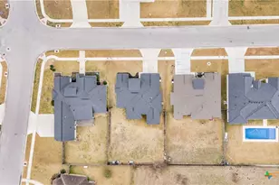 104 Beacon Ln, Victoria, TX 77904 - Photo 42