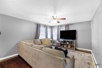 4805 Lilac Lane, Victoria, TX 77904 - Photo 10