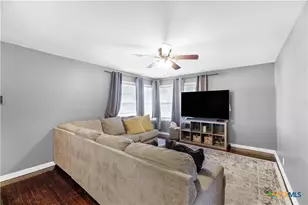 4805 Lilac Ln, Victoria, TX 77904 - Photo 10