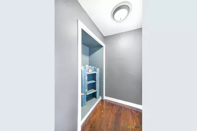 4805 Lilac Lane, Victoria, TX 77904 - Photo 8