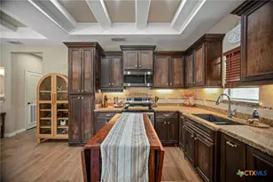 231 Oleander Ave, Tivoli, TX 77990 - Photo 12