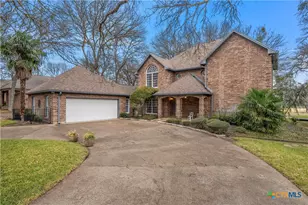 2113 Highland Dr, Salado, TX 76571 - Photo 2