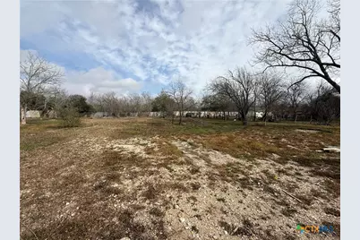 316 W Seideman Street, Seguin, TX 78155 - Photo 14