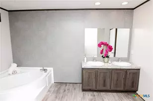 217 Wood Glen Dr, Gatesville, TX 76528 - Photo 12