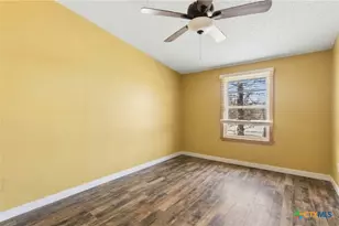 470 Lyon Rd, Seguin, TX 78155 - Photo 28