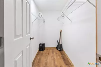 470 Lyon Road, Seguin, TX 78155 - Photo 26