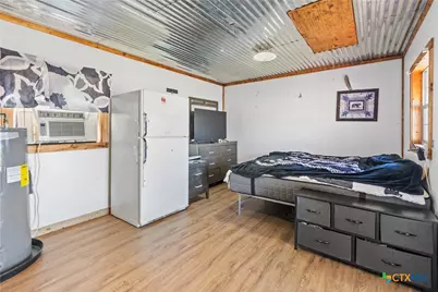 470 Lyon Road, Seguin, TX 78155 - Photo 10