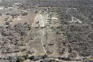470 Lyon Rd, Seguin, TX 78155 - Photo 2